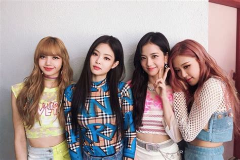 BLACKPINK Net Worth 2023: Jennie, Lisa, Jisoo, Rose Salaries .